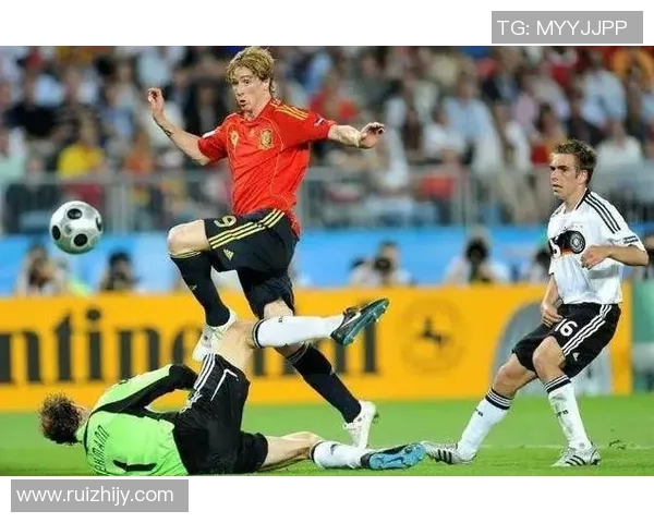 带根的足球明星如何在绿茵场上书写传奇人生与家庭情感的交织